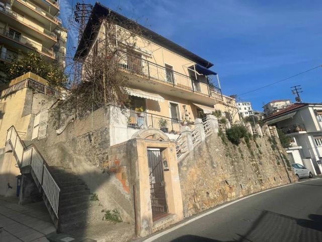 Casa indipendente in vendita a Sanremo IM