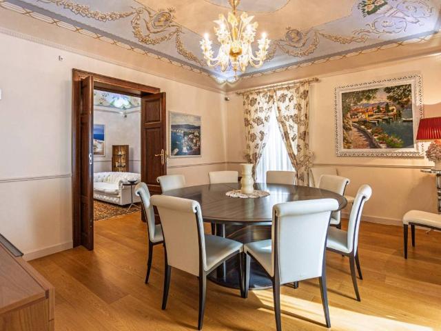 Casa indipendente in vendita a Santo Stefano di Camastra ME