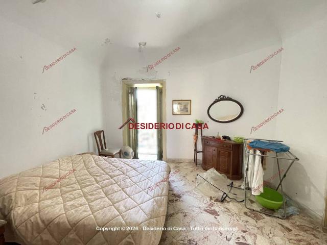 Casa indipendente in vendita a Santo Stefano di Camastra ME