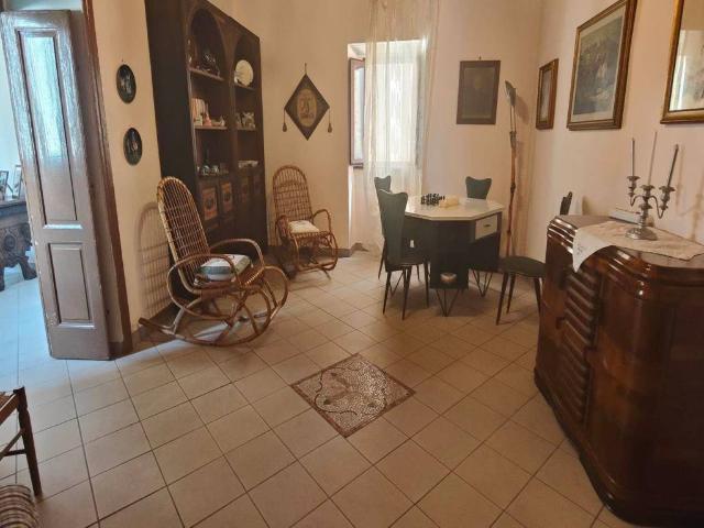 Casa indipendente in vendita a Santo Stefano di Rogliano CS