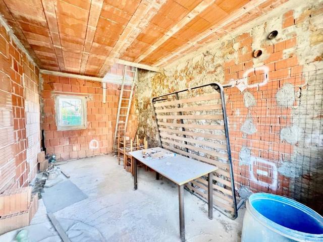 Casa indipendente in vendita a Santa Cristina e Bissone PV