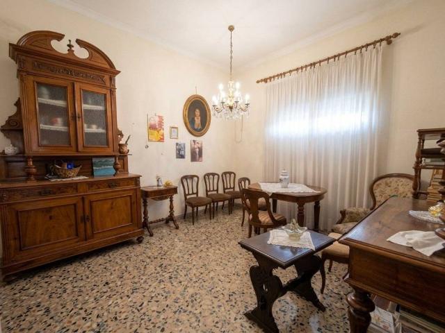 Casa indipendente in vendita a Santa Cristina e Bissone PV