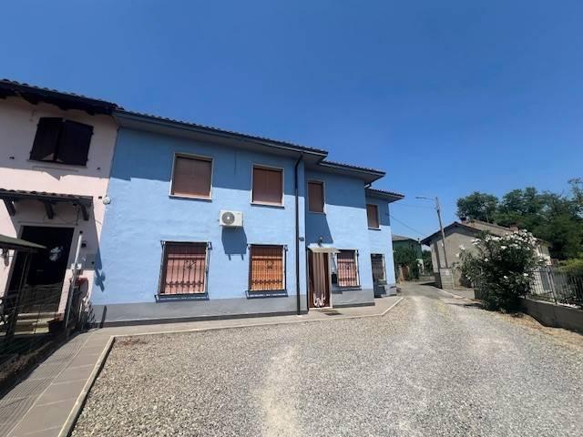 Casa indipendente in vendita a Santa Cristina e Bissone PV