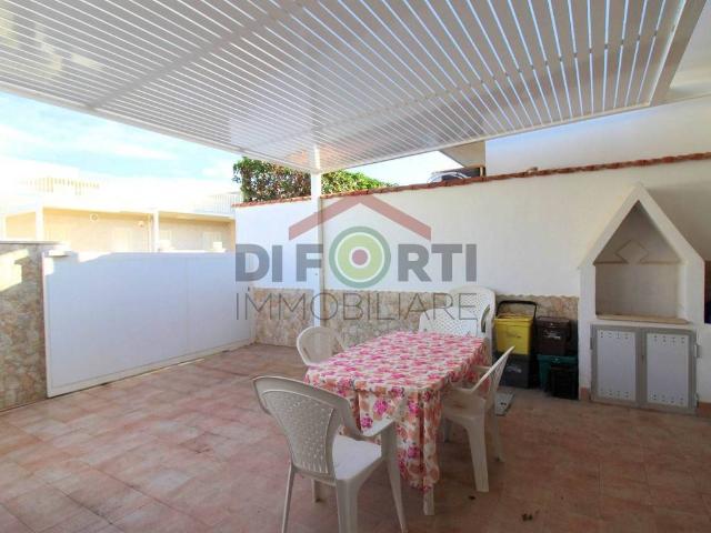 Casa indipendente in vendita a Santa Croce Camerina RG