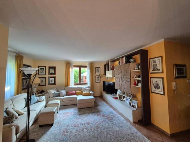 Casa indipendente in vendita a Santa Croce sull'Arno PI