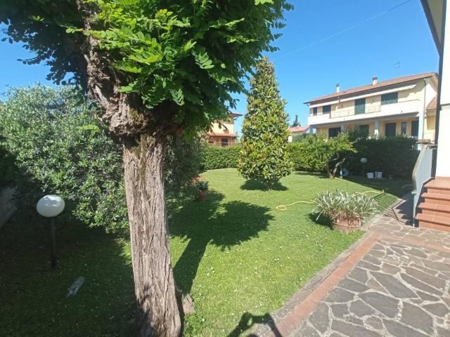 Casa indipendente in vendita a Santa Croce sull'Arno PI