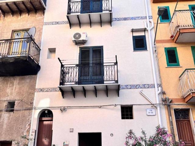 Casa indipendente in vendita a Santa Flavia PA