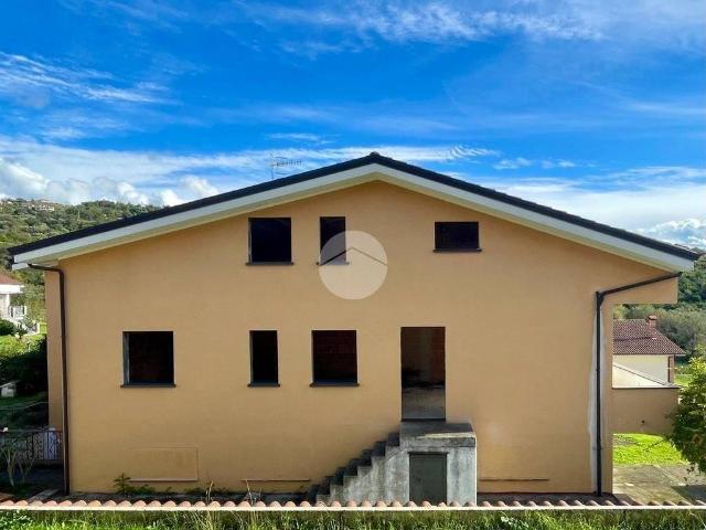 Casa indipendente in vendita a Santa Marina SA