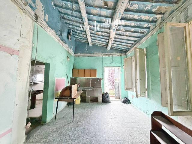 Casa indipendente in vendita a Santa Maria, Campi Bisenzio