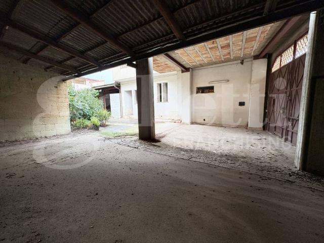 Casa indipendente in vendita a Santa Maria Capua Vetere CE