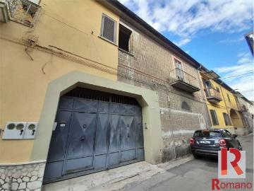 Casa indipendente in vendita a Santa Maria Capua Vetere CE