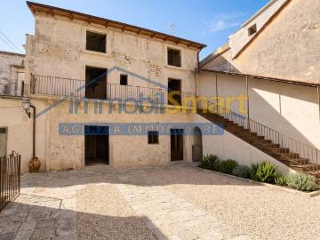 Casa indipendente in vendita a Santa Maria Capua Vetere CE