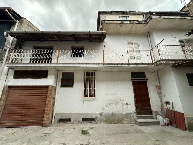 Casa indipendente in vendita a Santa Maria Capua Vetere CE