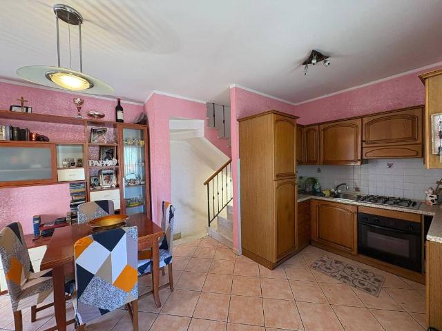 Casa indipendente in vendita a Santa Maria del Molise IS
