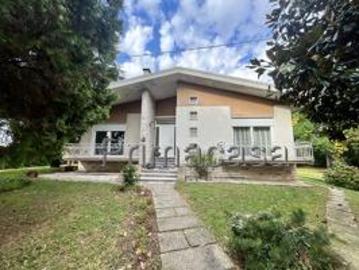 Casa indipendente in vendita a Santa Maria Di Sala