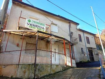 Casa indipendente in vendita a Santa Paolina AV