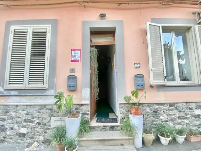 Casa indipendente in vendita a Santa Teresa di Riva ME
