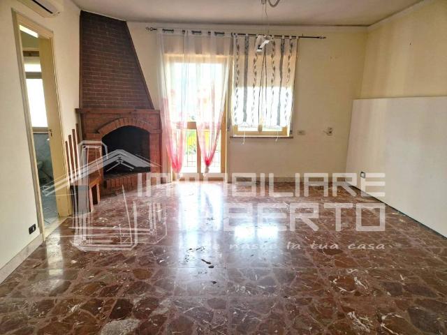 Casa indipendente in vendita a Santa Teresa di Riva ME
