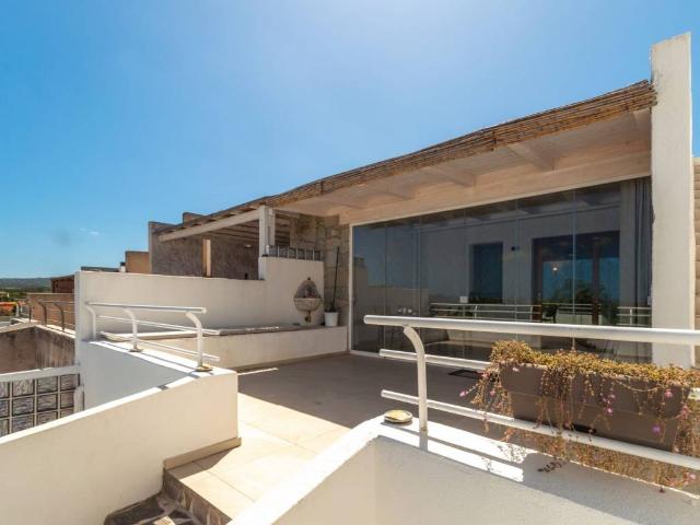 Casa indipendente in vendita a Santa Teresa Gallura OT