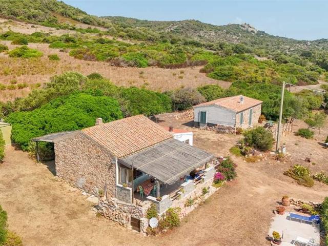 Casa indipendente in vendita a Santa Teresa Gallura OT