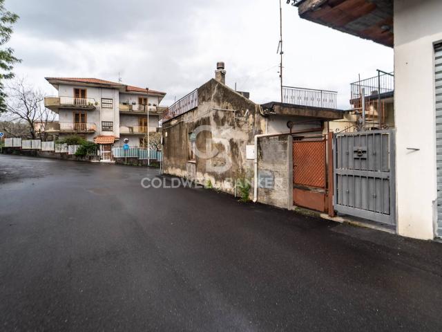 Casa indipendente in vendita a Santa Venerina, Linera