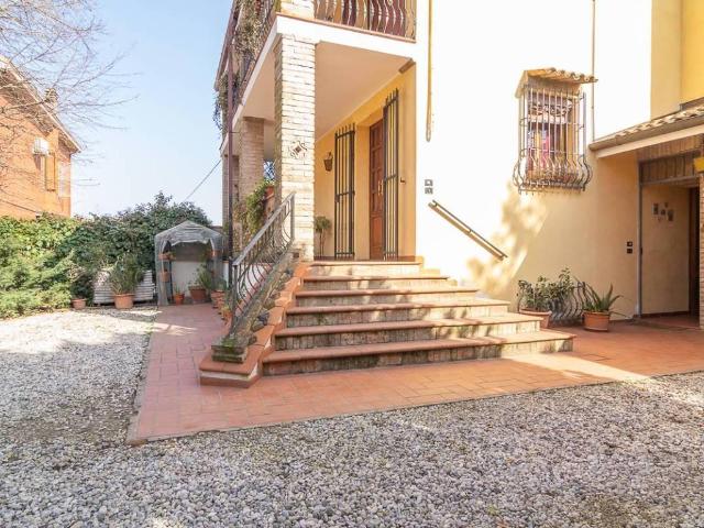 Casa indipendente in vendita a Sant'Agata Bolognese BO
