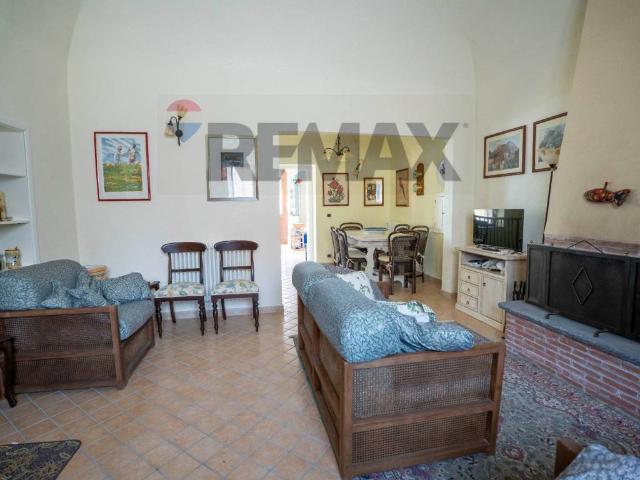 Casa indipendente in vendita a Sant'Alfio CT
