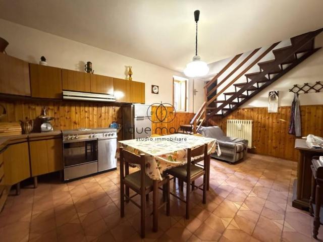 Casa indipendente in vendita a Sant'Anatolia di Narco PG