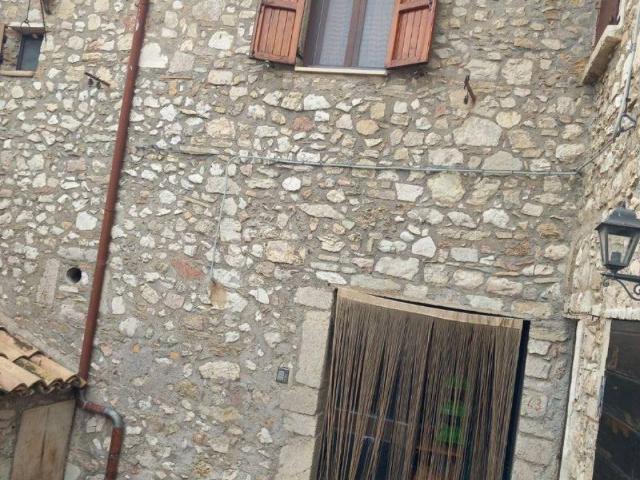 Casa indipendente in vendita a Sant'Anatolia di Narco PG