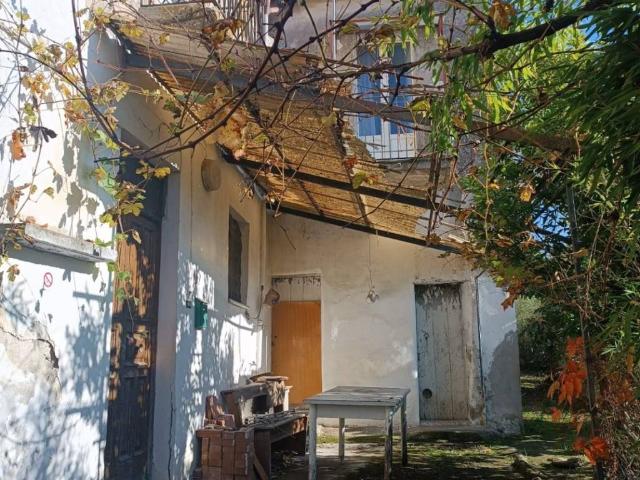 Casa indipendente in vendita a Sant'Angelo a Cupolo BN