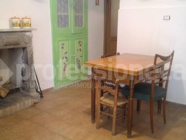 Casa indipendente in vendita a Sant'Angelo del Pesco IS