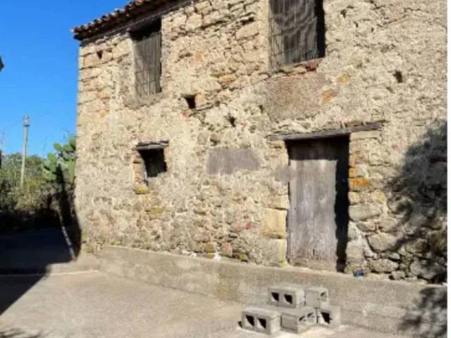 Casa indipendente in vendita a Sant'Angelo di Brolo ME