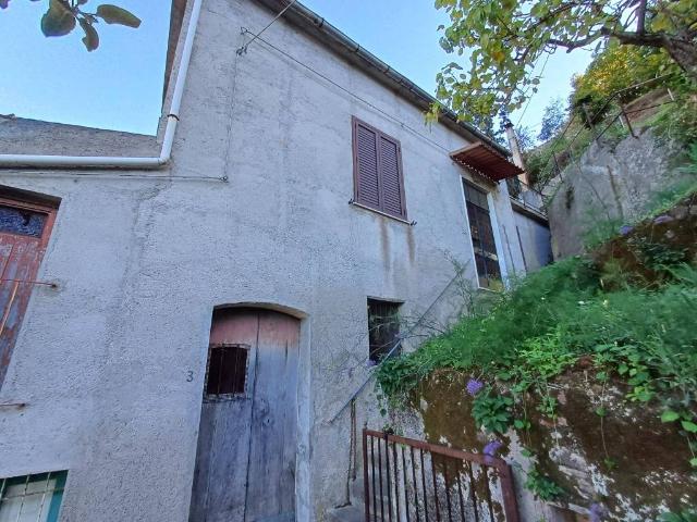 Casa indipendente in vendita a Sant'Angelo di Brolo ME