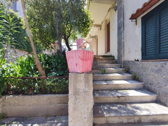 Casa indipendente in vendita a Sant'Angelo di Brolo ME
