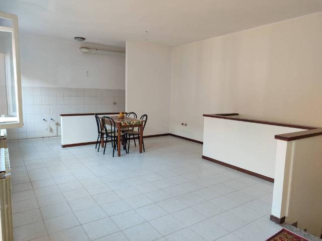 Casa indipendente in vendita a Sant'Angelo Lodigiano LO