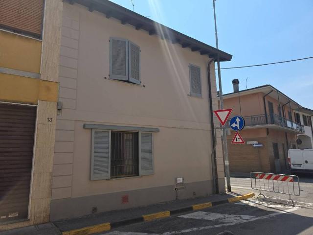 Casa indipendente in vendita a Sant'Angelo Lodigiano LO