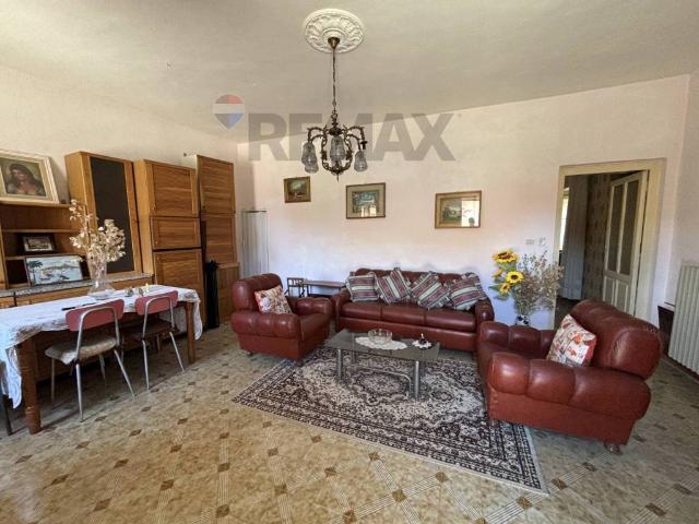 Casa indipendente in vendita a Sant'Arcangelo Trimonte BN