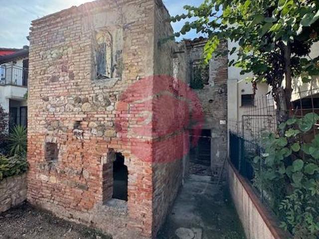 Casa indipendente in vendita a Santarcangelo di Romagna RN