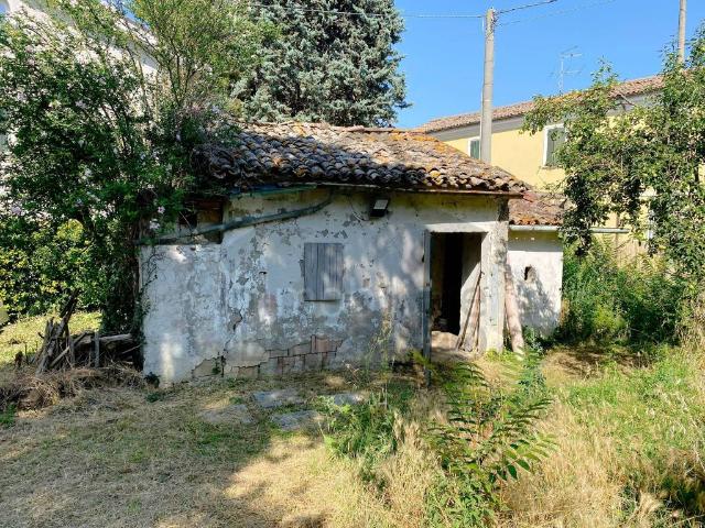 Casa indipendente in vendita a Santarcangelo di Romagna RN