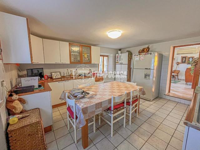 Casa indipendente in vendita a Santarcangelo Di Romagna