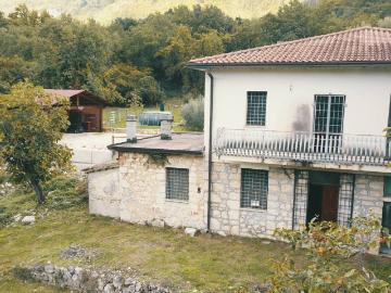 Casa indipendente in vendita a Sant'Elia Fiumerapido FR