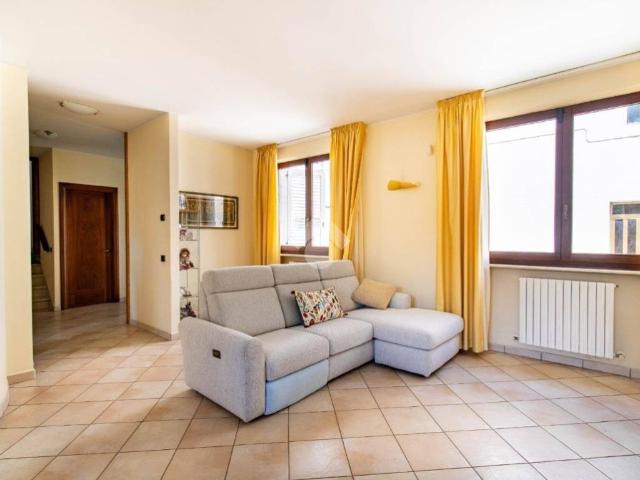 Casa indipendente in vendita a Sant'Elpidio a Mare FM