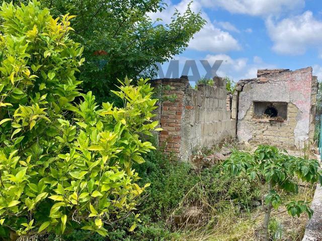 Casa indipendente in vendita a Santi Cosma E Damiano