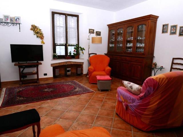 Casa indipendente in vendita a Sarezzano AL