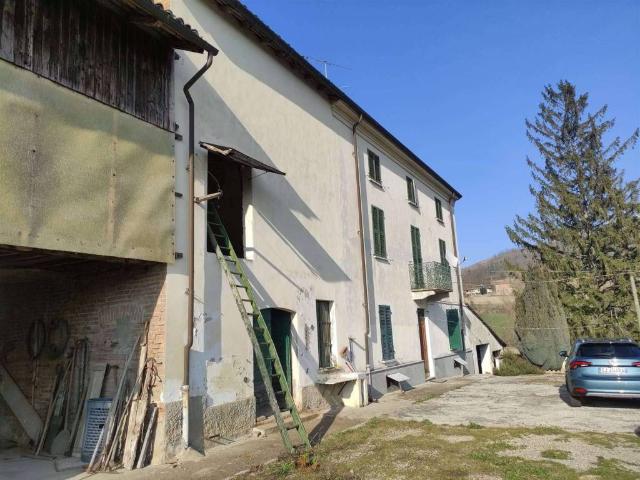 Casa indipendente in vendita a Sarezzano AL