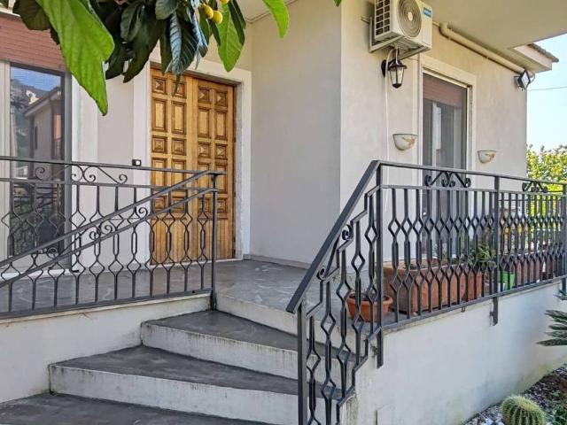 Casa indipendente in vendita a Sarno SA