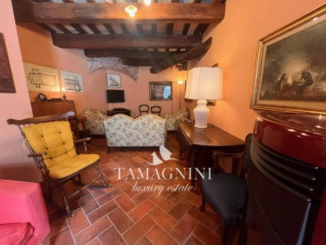 Casa indipendente in vendita a Sarteano SI
