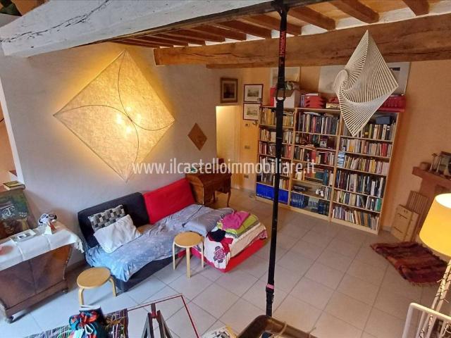 Casa indipendente in vendita a Sarteano SI
