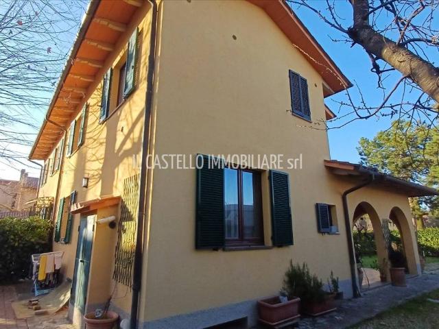 Casa indipendente in vendita a Sarteano SI