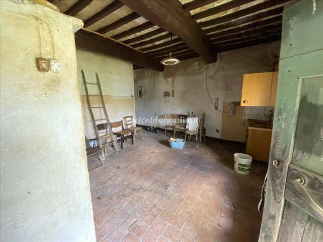 Casa indipendente in vendita a Sarteano SI